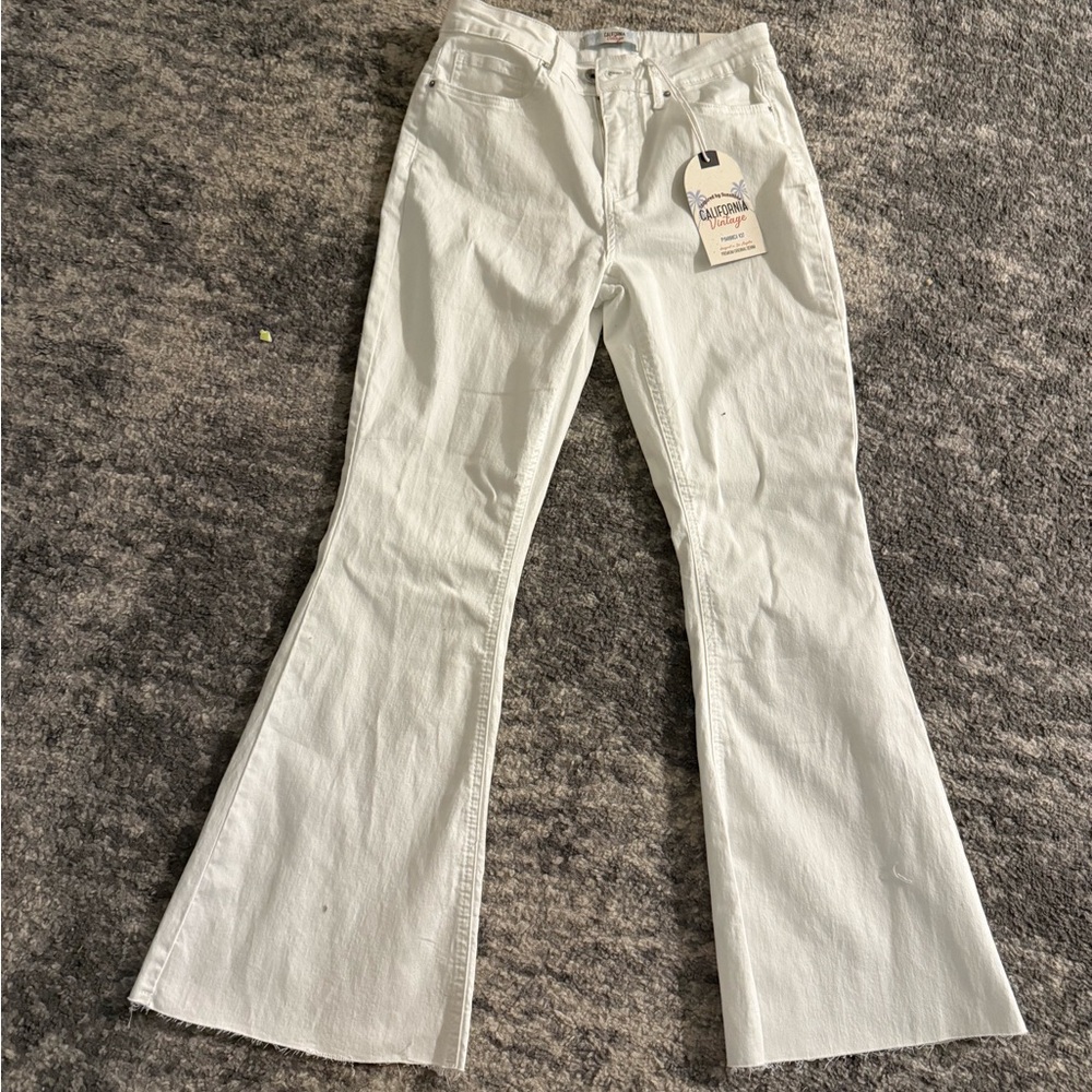 Women's Off-White Flare Jeans